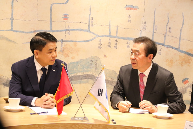 Đoàn công tác của thành phố Hà Nội thăm và làm việc tại Hàn Quốc ảnh 1