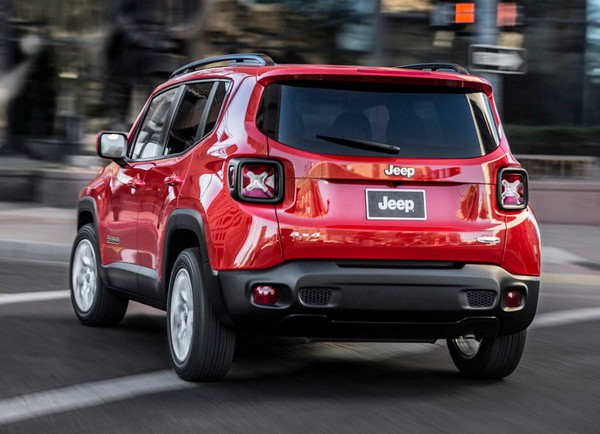Mẫu Jeep Renegade SUV mới có giá từ 16.995 bảng Anh ảnh 1