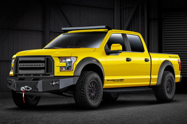 Ford giới thiệu hai mẫu xe mới F-150 SVT Raptor và AWD Focus RS ảnh 1