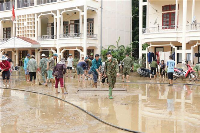 Lễ khai giảng đặc biệt tại ngôi trường vùng lũ Tạ Khoa ở Sơn La ảnh 5