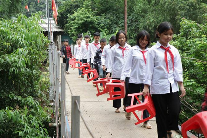 Lễ khai giảng đặc biệt tại ngôi trường vùng lũ Tạ Khoa ở Sơn La ảnh 4