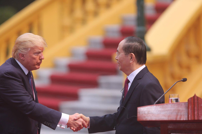 Chủ tịch nước và Tổng thống Hoa Kỳ chính thức họp báo sau hội đàm ảnh 1