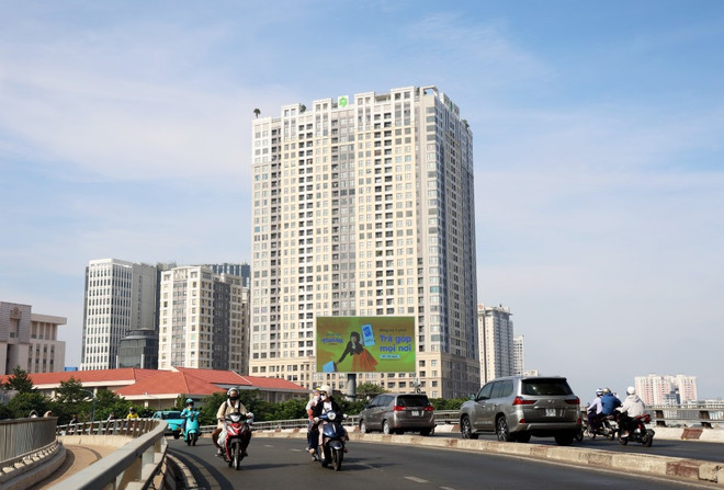 (Ảnh: Hồng Đạt/TTXVN) nha o_bat dong san 2.jpg
