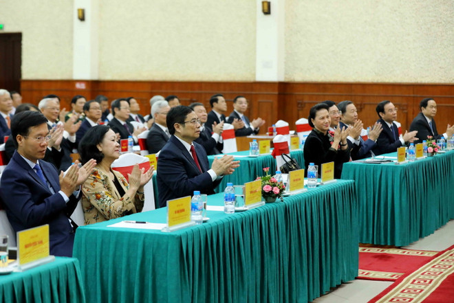 Khai giảng lớp bồi dưỡng kiến thức cho các Ủy viên Trung ương Đảng ảnh 2