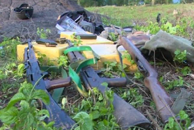 Công an đấu súng với 28 tên tội phạm, thu 160 bánh heroin ảnh 1