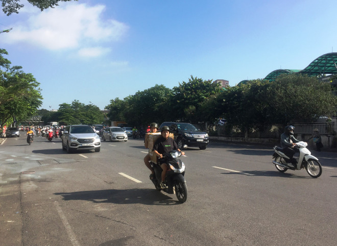 Nắng nóng gay gắt ở khu vực Bắc Bộ có thể kéo dài đến giữa tuần ảnh 1