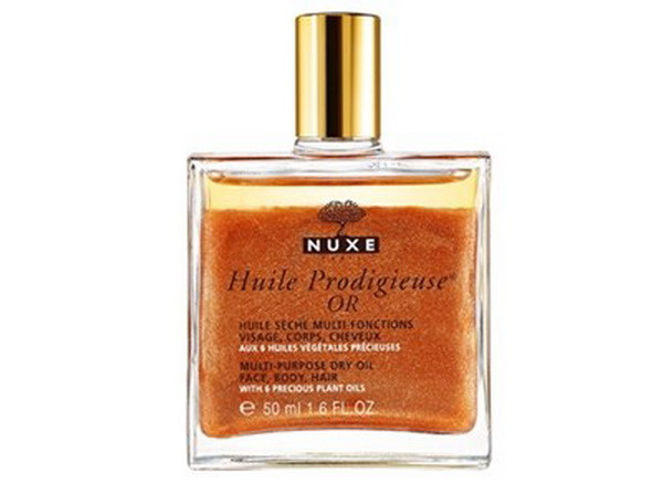 Trang điểm theo phong cách "lấp lánh" thịnh hành mùa Giáng sinh ảnh 11