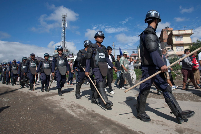 40 cảnh sát bị thương trong cuộc đụng độ mới nhất tại Nepal ảnh 1