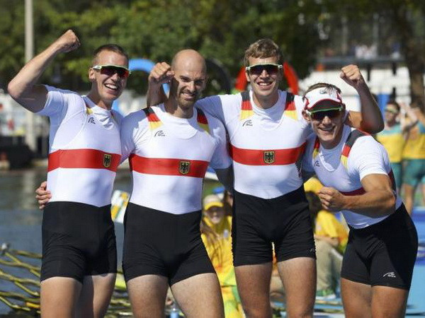 Đức đoạt liên tiếp hai HCV nội dung chèo thuyền 4 người nam và nữ ảnh 1