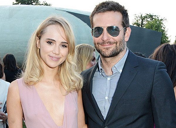 "Lính bắn tỉa" Bradley Cooper chia tay người đẹp Waterhouse ảnh 1