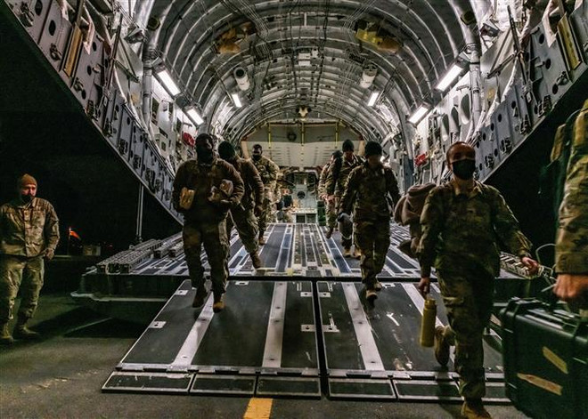 Lực lượng tăng cường của Mỹ đã đến căn cứ quân sự ở Ba Lan ảnh 1
