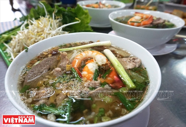 Du lịch vùng sông nước miền Tây: Đậm đà hương vị hủ tíu Sa Đéc ảnh 4