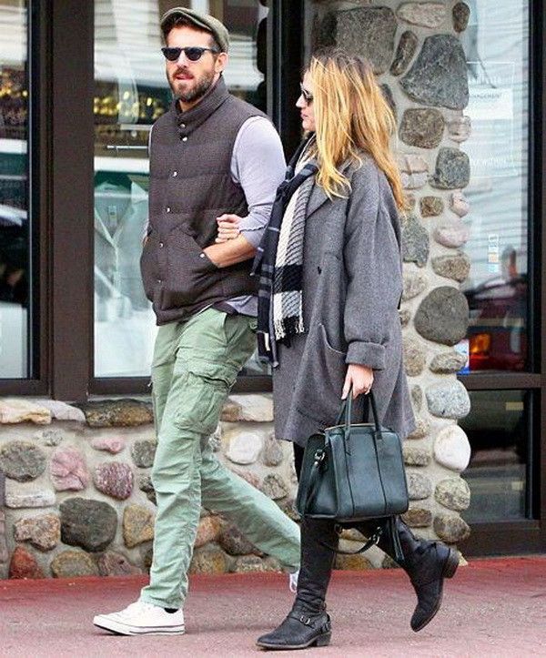 "Gossip girl" Blake Lively lộng lẫy với "thời trang bầu bí" ảnh 1