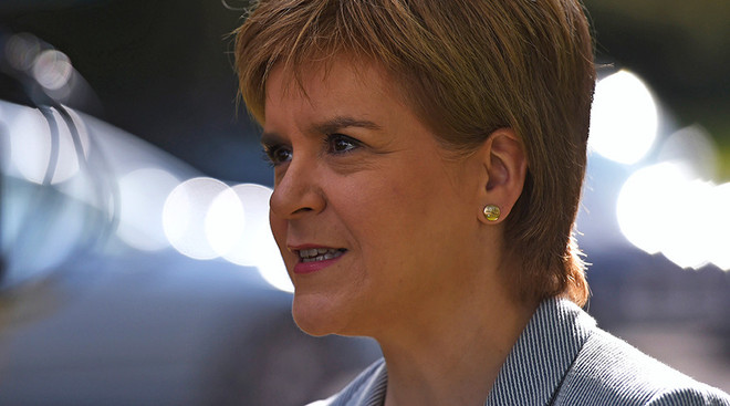 Thủ hiến Scotland tuyên bố sẽ tìm cách đàm phán để ở lại EU ảnh 1