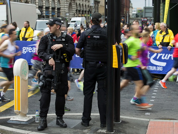 Anh bắt giữ thêm một đối tượng liên quan vụ đánh bom ở Manchester ảnh 1