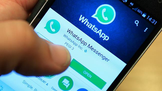 Ảnh minh họa (Nguồn: BT.com) Lỗ hổng cuộc gọi WhatsApp cho phép tin tặc xâm nhập điện thoại ảnh 1
