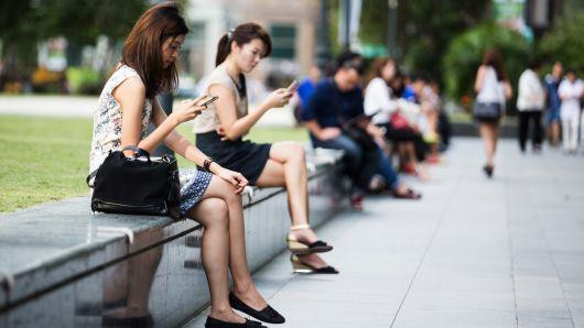 Singapore sắp ra luật buộc các trang web phải đính chính tin sai lệch ảnh 1