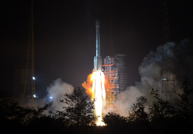 Trung Quốc đang mở "Con đường Tơ lụa" mới trong không gian ảnh 1