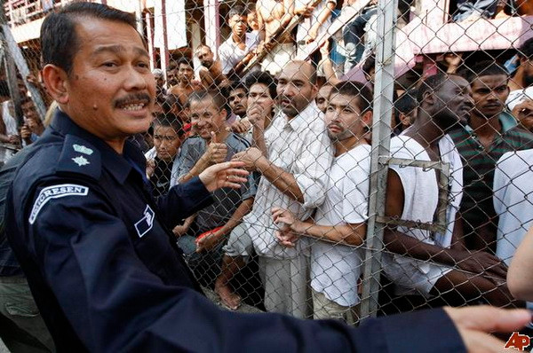 Malaysia khởi động lại chiến dịch truy bắt người nhập cư trái phép ảnh 1