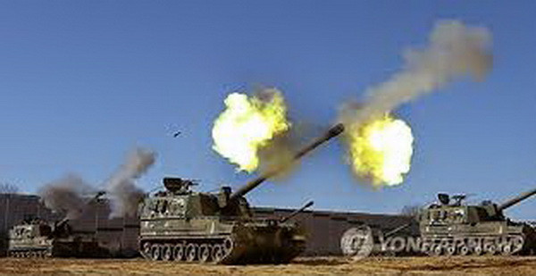 Hàn Quốc tập trận bắn đạn thật gần đường hải giới liên Triều ảnh 1