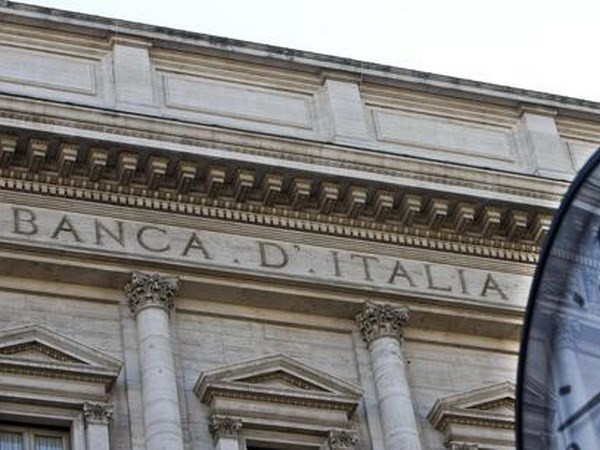Hoạt động rửa tiền gia tăng đe dọa hệ thống ngân hàng Italy ảnh 1