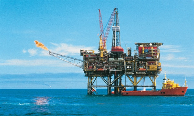 IEA: Nhu cầu dầu mỏ thế giới nửa cuối năm 2015 sẽ chững lại ảnh 1