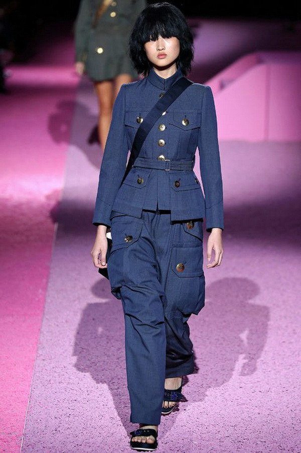 Chất liệu denim "đổ bộ" trong các bộ sưu tập Xuân Hè 2015 ảnh 10