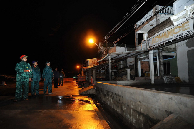 Bão suy yếu, Bạc Liêu cho phép dân trở về nhà, học sinh đi học lại ảnh 1