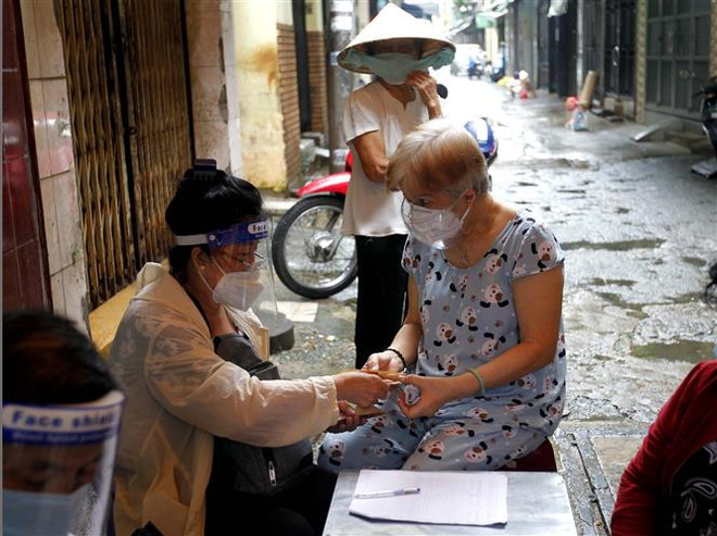 TP.HCM kiểm soát dịch hiệu quả sau khi ngưng giãn cách xã hội ảnh 2