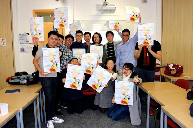 Sinh viên Việt chuẩn bị ngày hội "Sắc màu Việt Nam" ở London ảnh 1