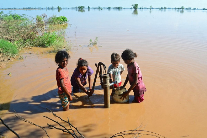 lien hop quoc_nuoc.jpg