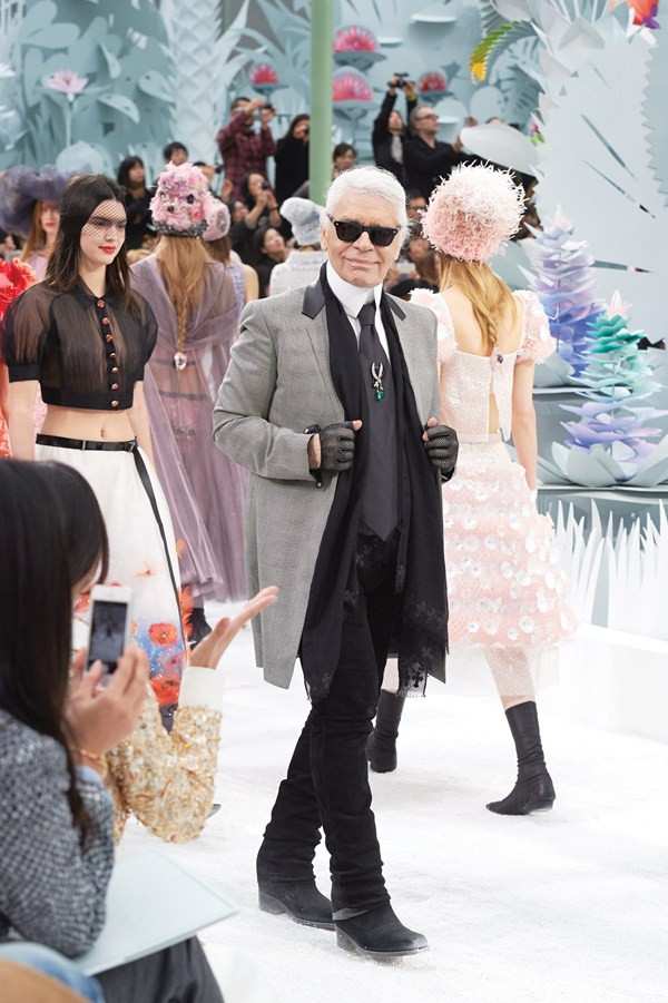 Nguồn cảm hứng mới từ Tuần lễ Thời trang Haute Couture Xuân Hè ảnh 3