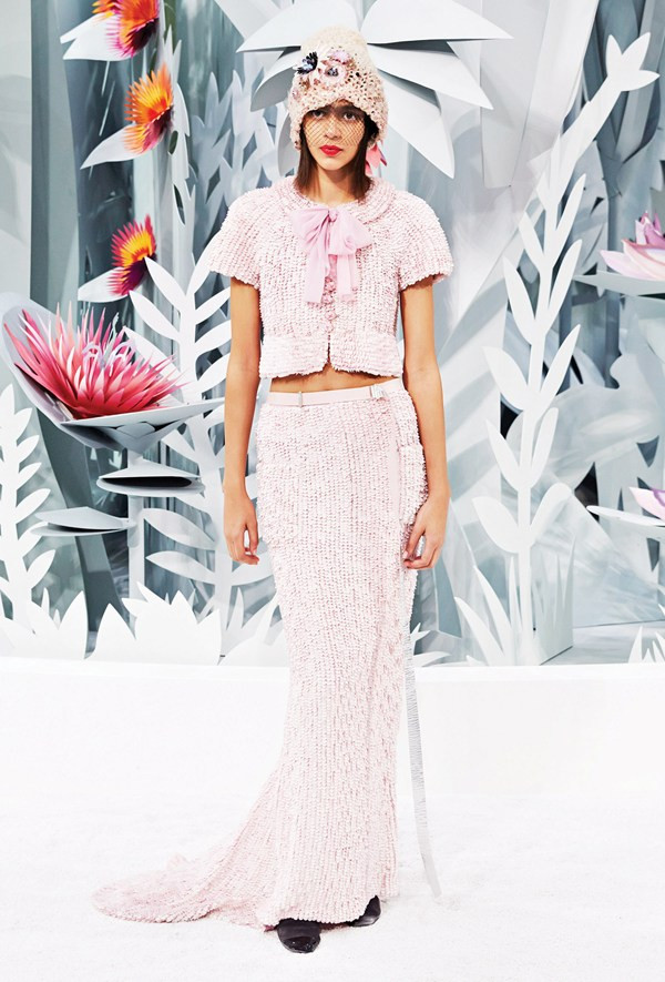 Nguồn cảm hứng mới từ Tuần lễ Thời trang Haute Couture Xuân Hè ảnh 4