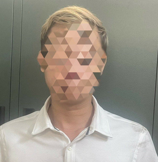 Bắt khẩn cấp "quái xế" gây rối trật tự trước Nhà hát Lớn Hà Nội ảnh 1