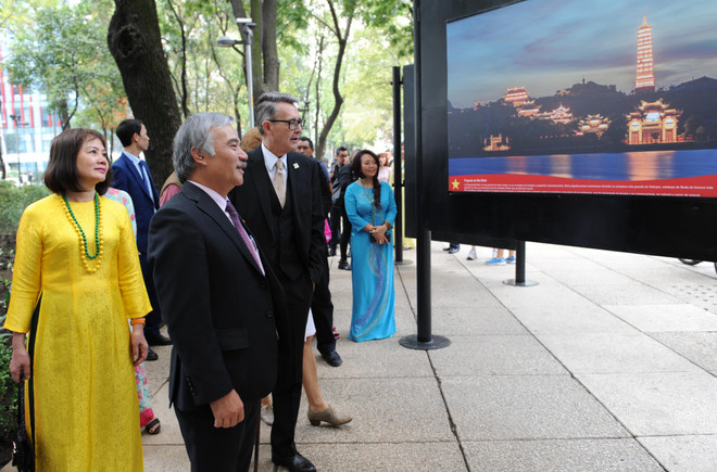 Triển lãm ảnh về đất nước, con người Việt Nam tại Mexico ảnh 1