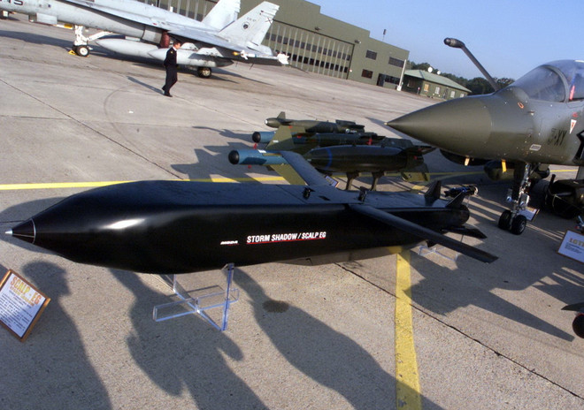 Pháp lần đầu tiên sử dụng tên lửa hành trình tấn công IS ở Iraq ảnh 1