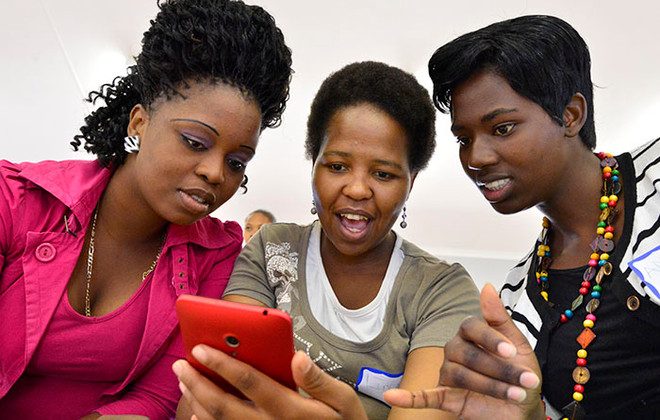 Tới 2017, lượng dùng điện thoại thông minh ở châu Phi tăng gấp đôi ảnh 1