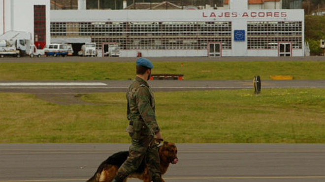 Bồ Đào Nha-Mỹ bất đồng về cắt giảm nhân viên ở căn cứ quân sự ảnh 1