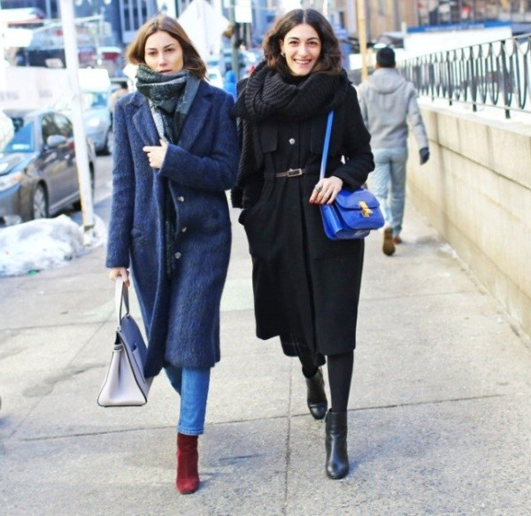 Tạo điểm nhấn cho trang phục mùa lạnh cùng chiếc khăn len ảnh 10