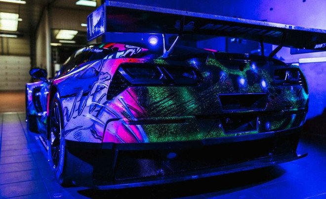 Chevrolet Corvette C7.R độc đáo với “dàn áo” tự phát sáng ảnh 6