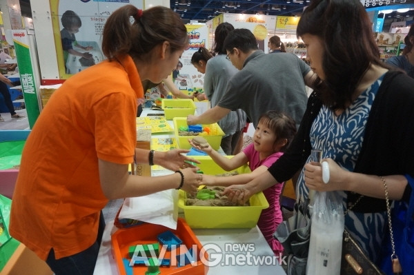 250 công ty tham gia hội chợ quốc tế về giáo dục ở Seoul ảnh 3