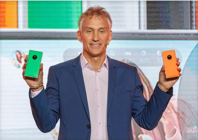 Microsoft thách thức các đối thủ với smartphone cao cấp giá thấp ảnh 1