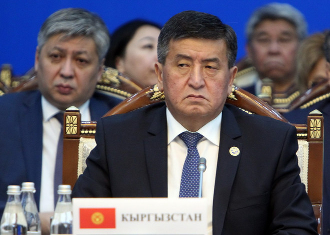 Thủ tướng Kyrgyzstan Sooronbay Jeenbekov từ chức để ứng cử tổng thống ảnh 1