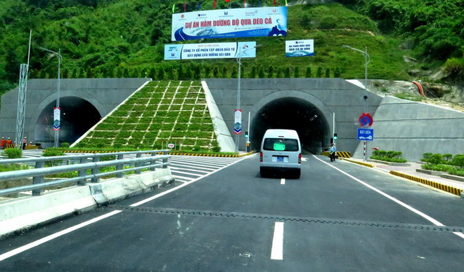 Hầm đường bộ Đèo Cả nối Phú Yên-Khánh Hòa chính thức khai thác ảnh 1