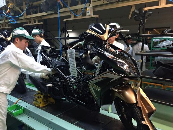 Honda sẽ xuất 100.000 xe máy sản xuất tại Việt Nam năm 2015 ảnh 1