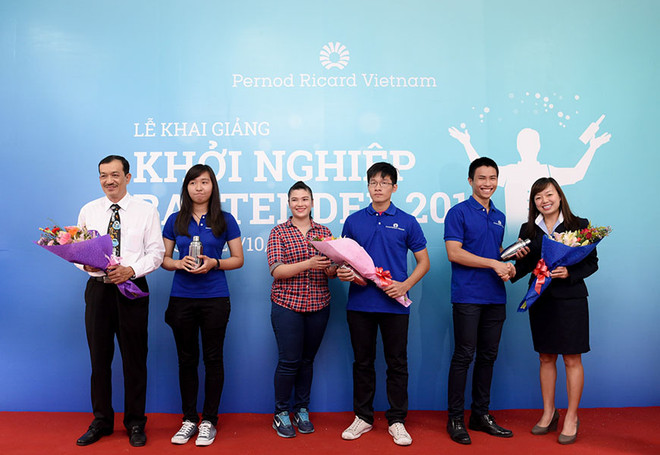 Khai giảng khóa học Bartender cho gần 100 thanh niên khó khăn ảnh 1