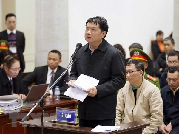 Vụ PVN góp vốn vào OceanBank: 20 luật sư bào chữa cho các bị cáo ảnh 1