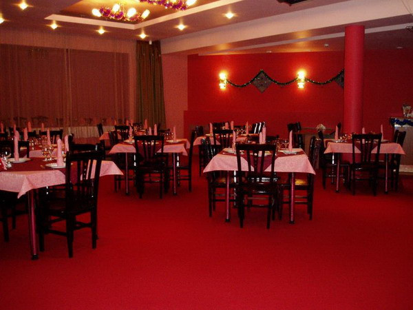 Đồng ruble mất giá tác động đến kinh doanh của người Trung Quốc ảnh 1