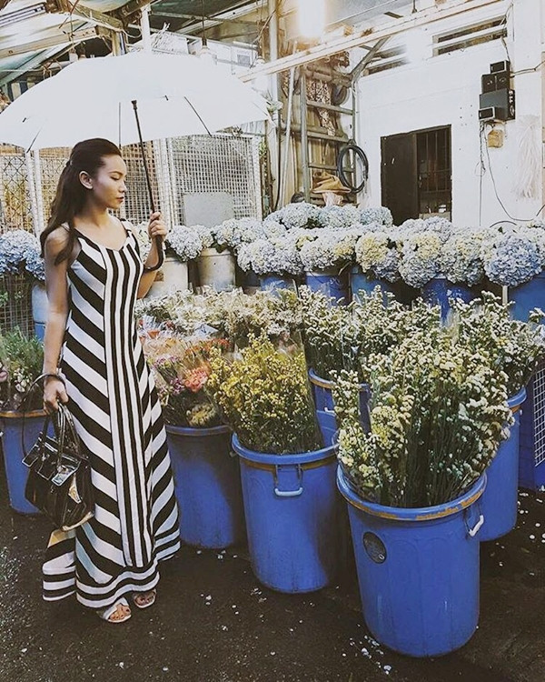 Giải quyết câu hỏi "Mặc gì đi chơi 2/9" qua bộ sưu tập của các sao ảnh 6