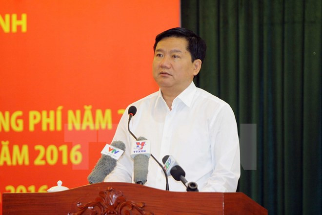 Ông Đinh La Thăng bị bắt tạm giam vì liên quan đến 2 vụ án kinh tế ảnh 1